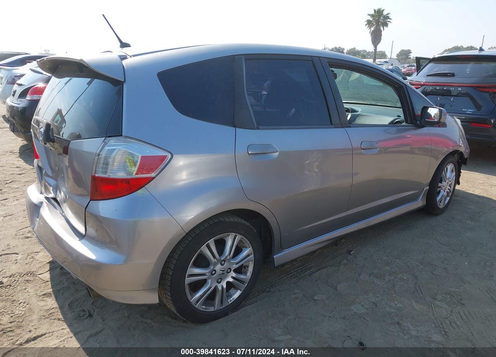 2009 HONDA FIT SPORT VIN: JHMGE87609S003649