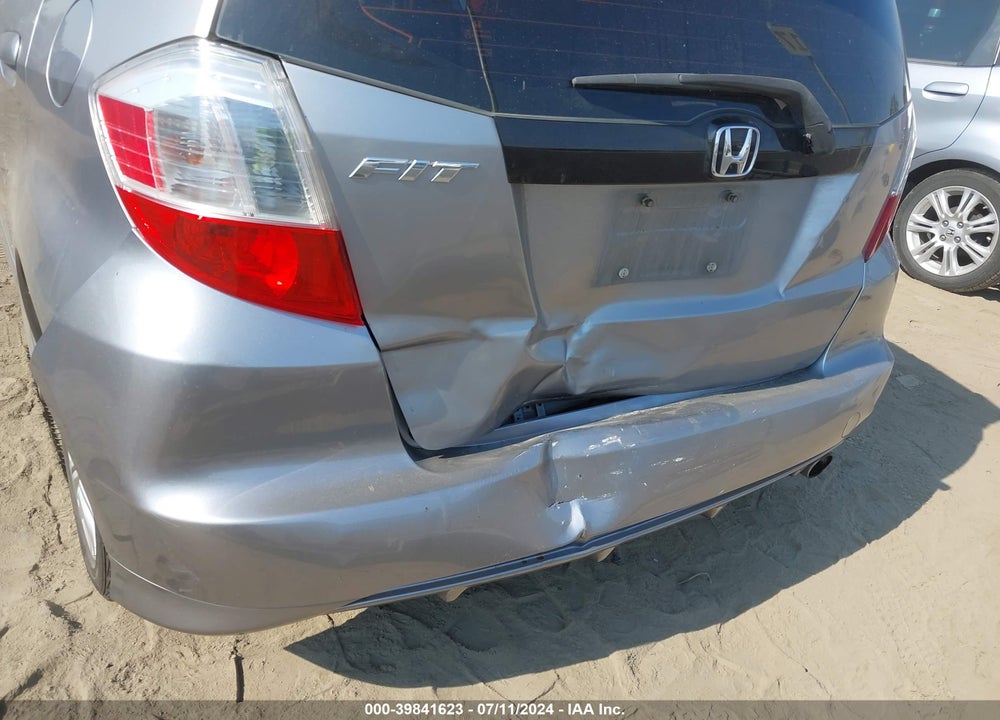 2009 HONDA FIT SPORT VIN: JHMGE87609S003649