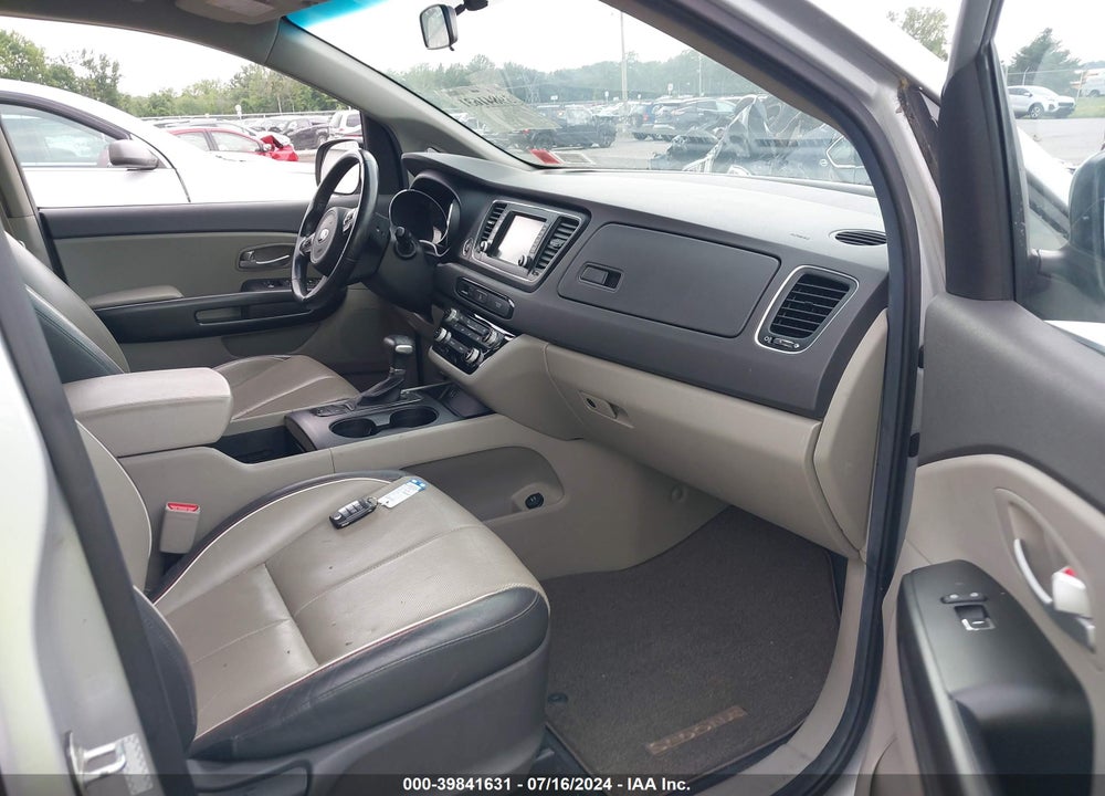 2017 KIA SEDONA LX VIN: KNDMB5C10H6253888