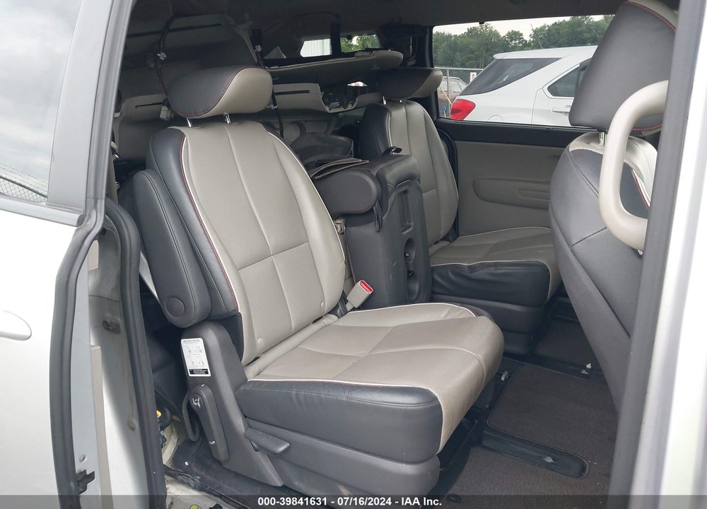 2017 KIA SEDONA LX VIN: KNDMB5C10H6253888