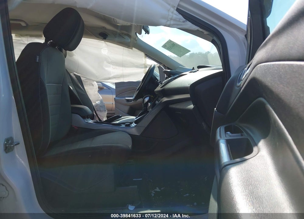 2015 FORD ESCAPE SE VIN: 1FMCU0G78FUA19199