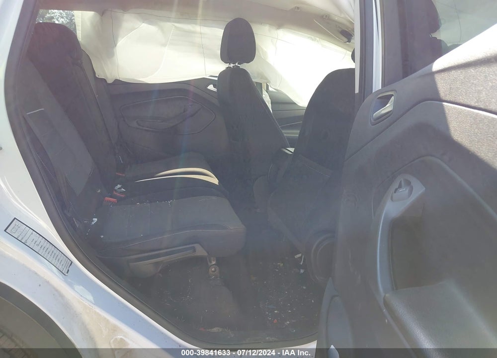 2015 FORD ESCAPE SE VIN: 1FMCU0G78FUA19199