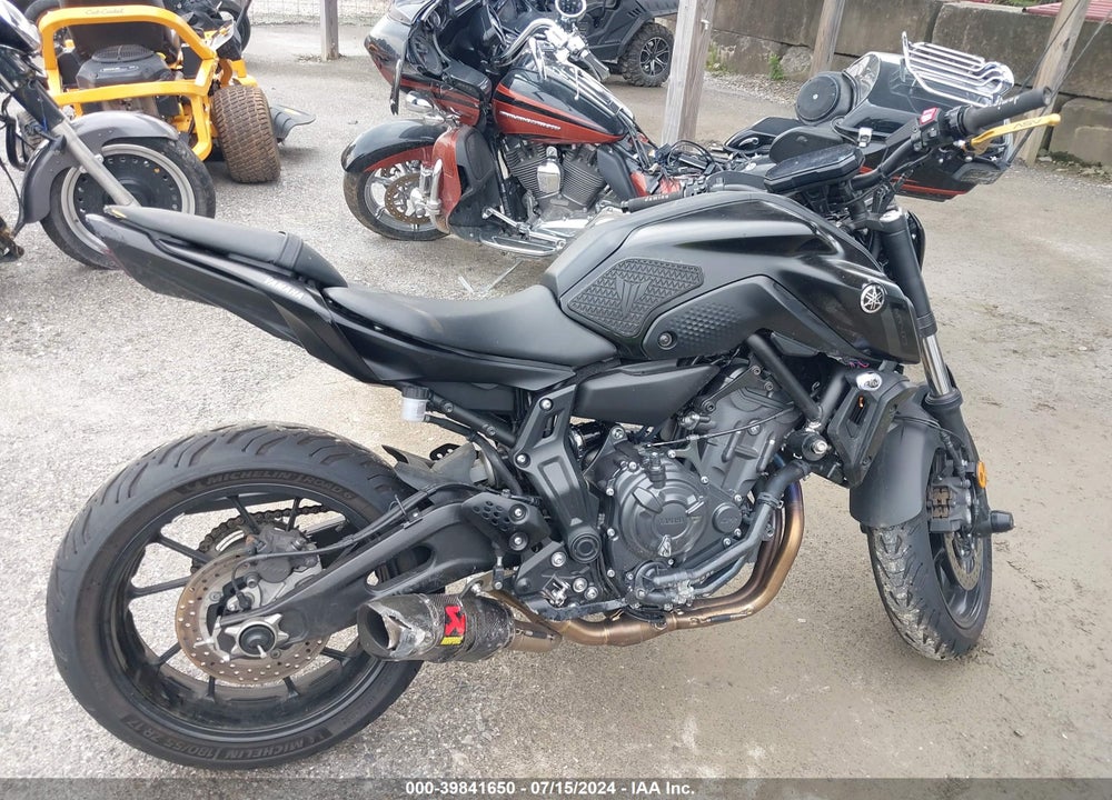 2022 YAMAHA MT07 VIN: JYARM32E1NA005405