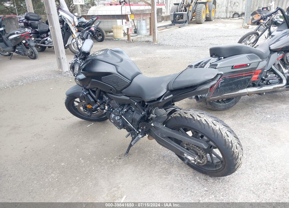 2022 YAMAHA MT07 VIN: JYARM32E1NA005405