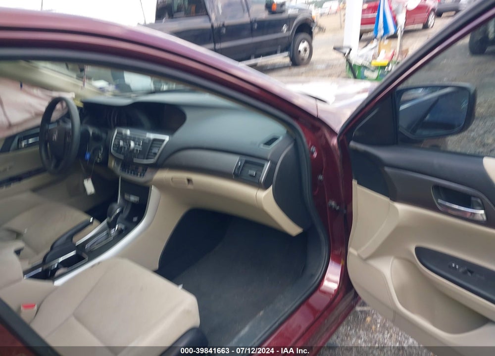 2013 HONDA ACCORD VIN: 1HGCR2F34DA025226
