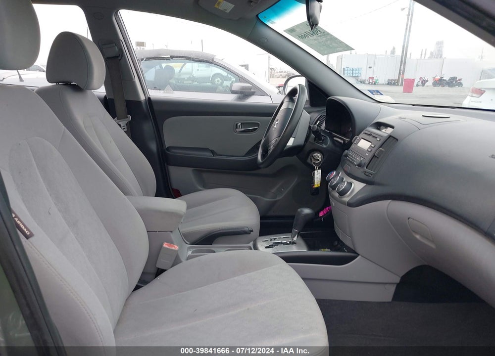 2010 HYUNDAI ELANTRA GLS VIN: KMHDU4AD1AU187706