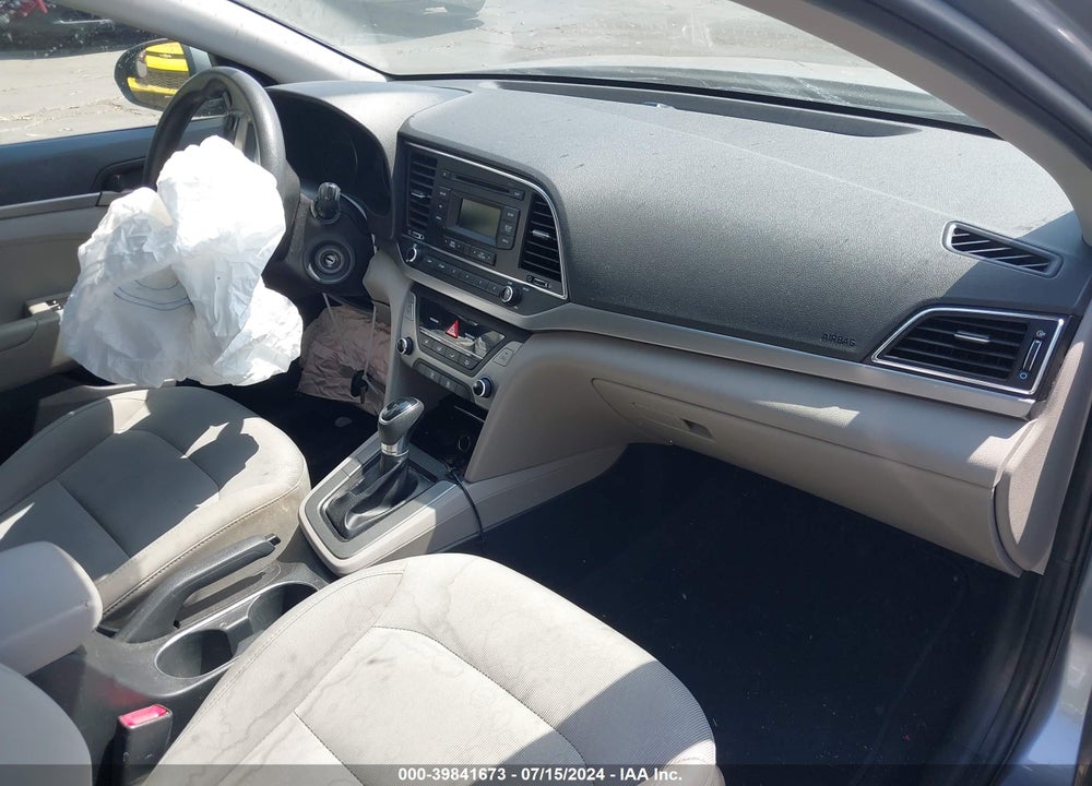 2017 HYUNDAI ELANTRA SE VIN: 5NPD74LF1HH203269