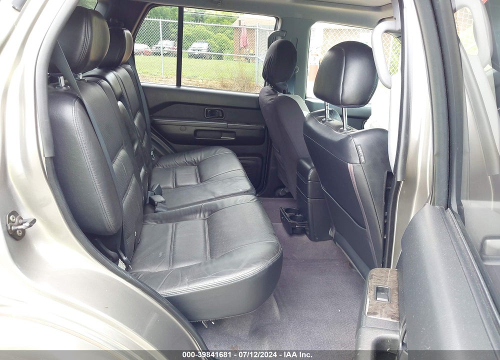 2004 NISSAN PATHFINDER LE PLATINUM VIN: JN8DR09X54W807418