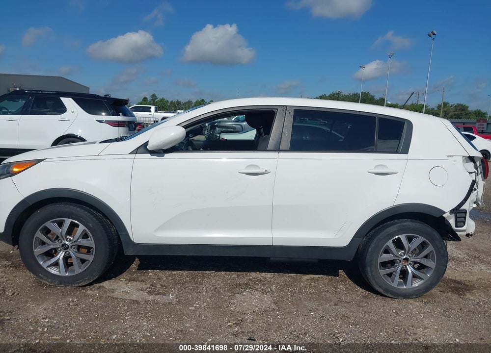 2016 KIA SPORTAGE LX VIN: KNDPB3AC5G7853904