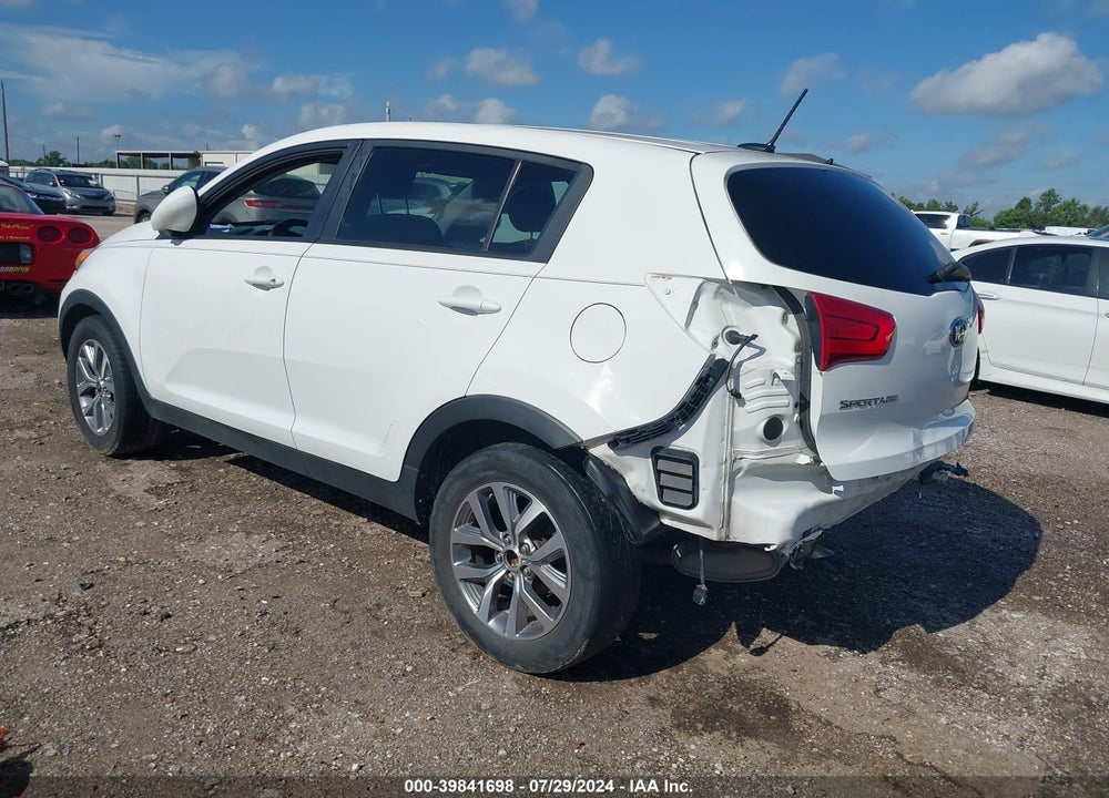 2016 KIA SPORTAGE LX VIN: KNDPB3AC5G7853904