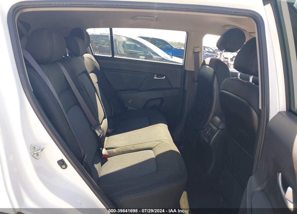 2016 KIA SPORTAGE LX VIN: KNDPB3AC5G7853904