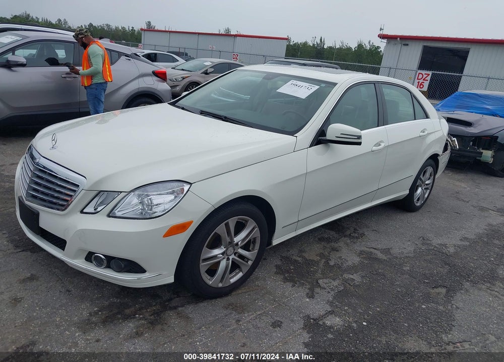2010 MERCEDES-BENZ E 350 4MATIC VIN: WDDHF8HB4AA094228