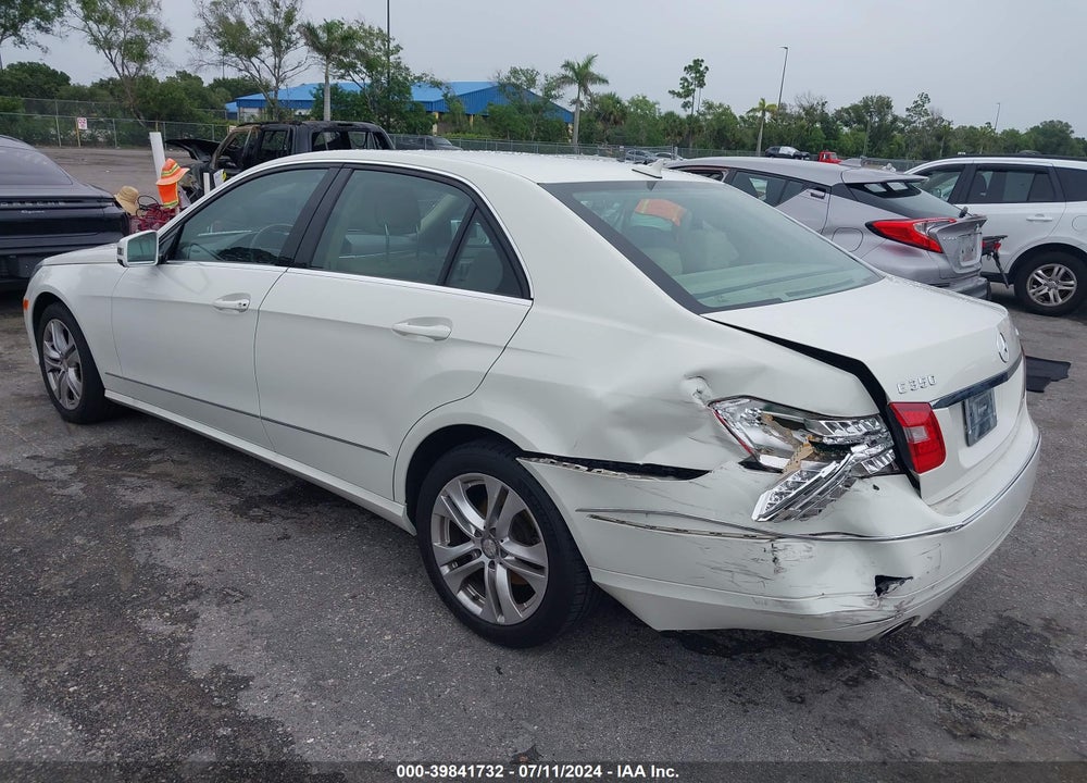 2010 MERCEDES-BENZ E 350 4MATIC VIN: WDDHF8HB4AA094228