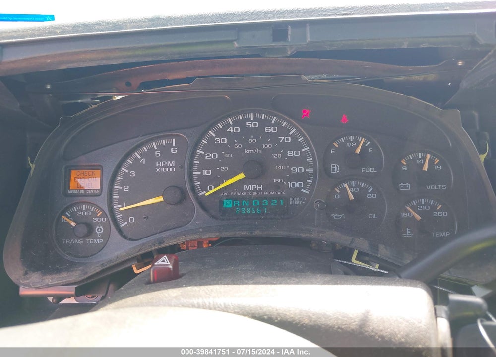 1999 CHEVROLET SILVERADO 2500 LS VIN: 1GCFC29U4XZ109540