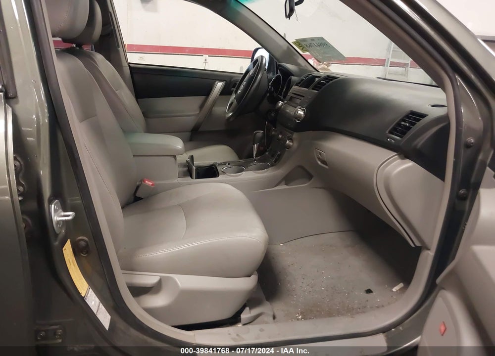 2008 TOYOTA HIGHLANDER SPORT VIN: JTEES43A382077727