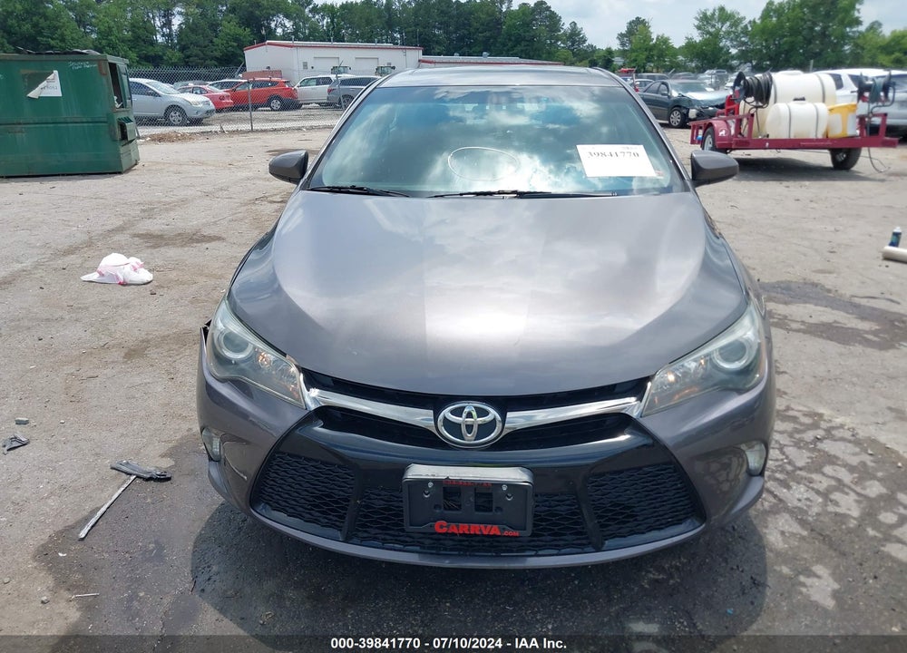 2015 TOYOTA CAMRY SE VIN: 4T1BF1FK4FU013370