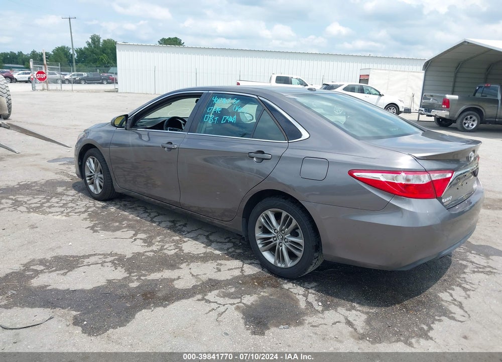 2015 TOYOTA CAMRY SE VIN: 4T1BF1FK4FU013370