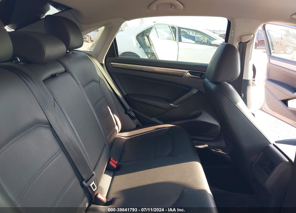 2018 VOLKSWAGEN PASSAT 2.0T R-LINE/2.0T S VIN: 1VWAA7A33JC021151