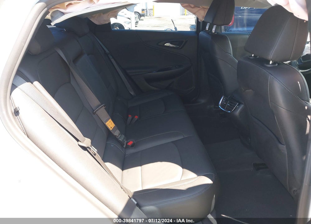 2022 CHEVROLET MALIBU VIN: 1G1ZD5ST7NF209443