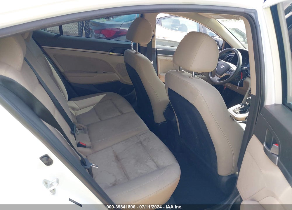 2018 HYUNDAI ELANTRA SEL VIN: 5NPD84LF9JH397701