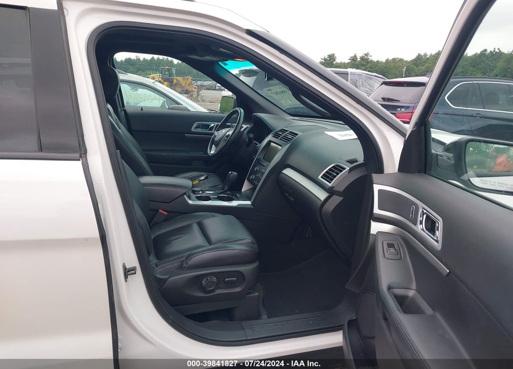 2014 FORD EXPLORER XLT VIN: 1FM5K8D81EGC53904