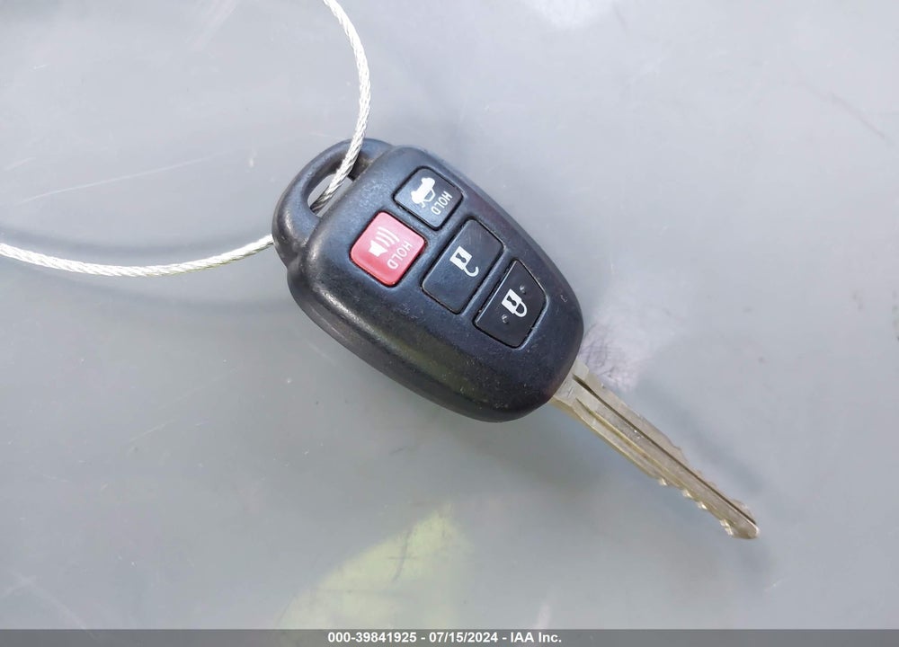 2016 TOYOTA COROLLA LE VIN: 5YFBURHEXGP367196