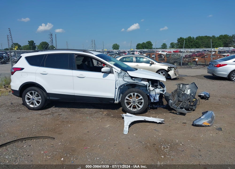 2018 FORD ESCAPE VIN: 1FMCU0GD8JUC11303