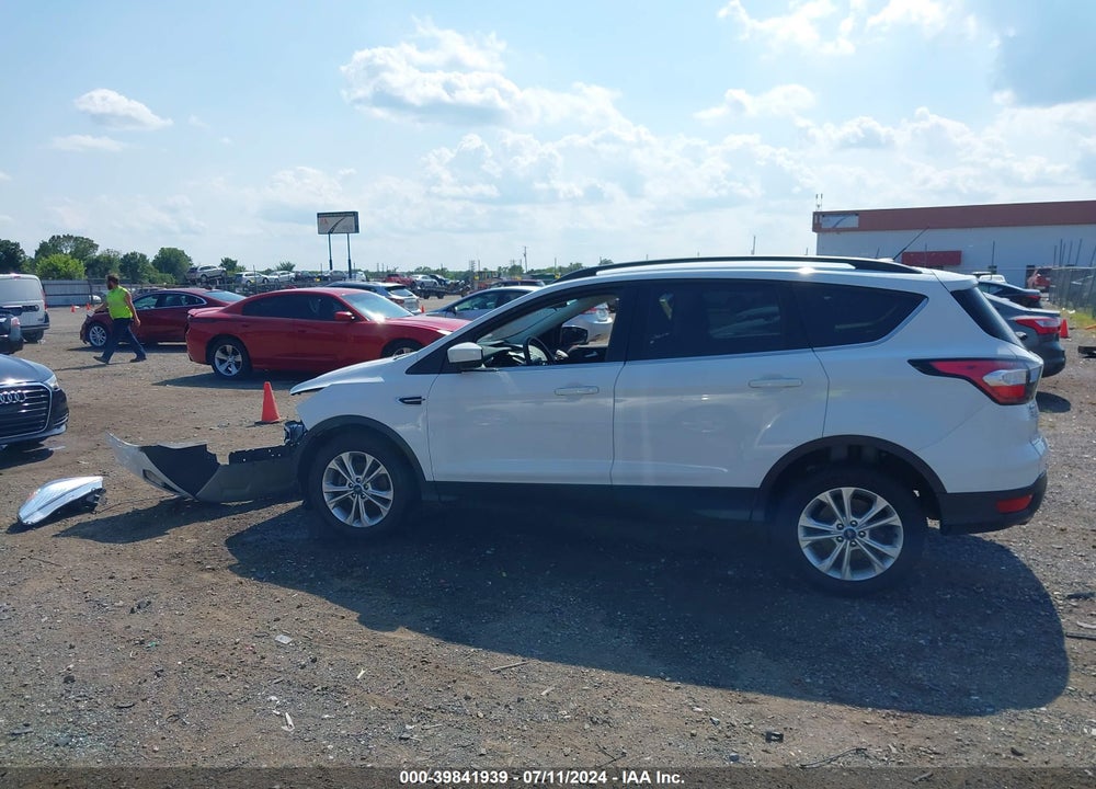 2018 FORD ESCAPE VIN: 1FMCU0GD8JUC11303