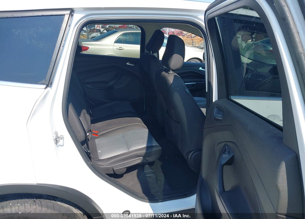 2018 FORD ESCAPE VIN: 1FMCU0GD8JUC11303