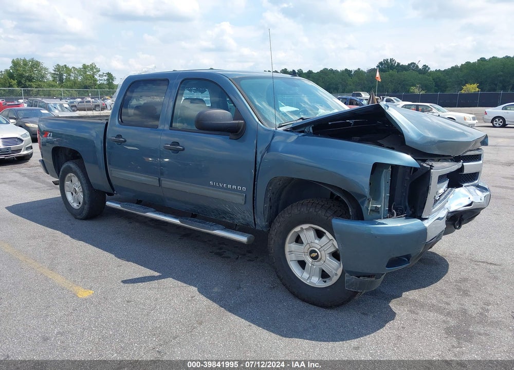 2011 CHEVROLET SILVERADO 1500 LT VIN: 1GCPKSE3XBF225985