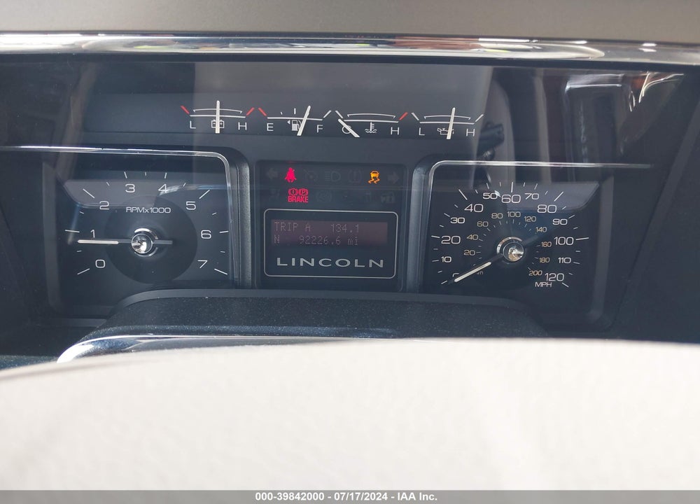 2013 LINCOLN NAVIGATOR VIN: 5LMJJ2H58DEL08614
