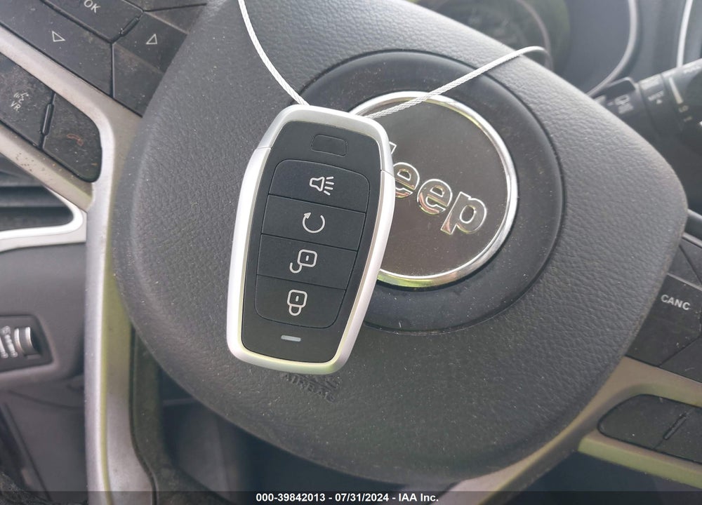 2019 JEEP CHEROKEE LATITUDE PLUS FWD VIN: 1C4PJLLB7KD357990