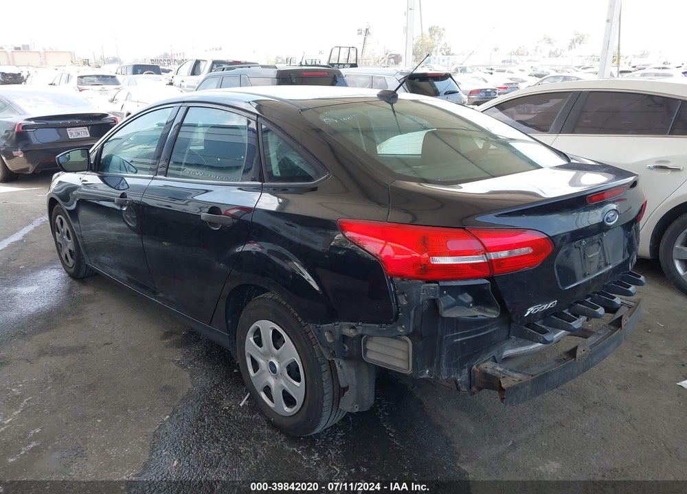 2018 FORD FOCUS S VIN: 1FADP3E29JL277261