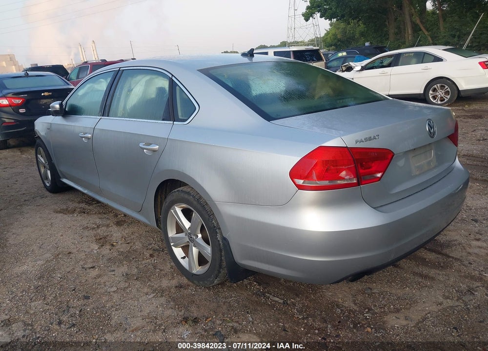 2015 VOLKSWAGEN PASSAT 1.8T LIMITED EDITION VIN: 1VWAS7A33FC120704