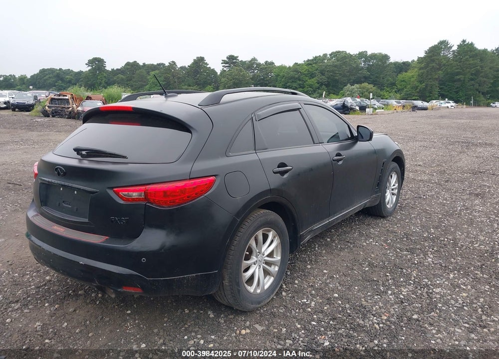 2013 INFINITI FX37 VIN: JN8CS1MW7DM170631