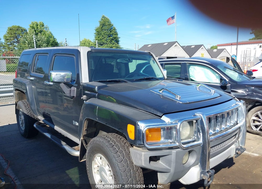 2008 HUMMER H3 SUV VIN: 5GTEN13E488144645