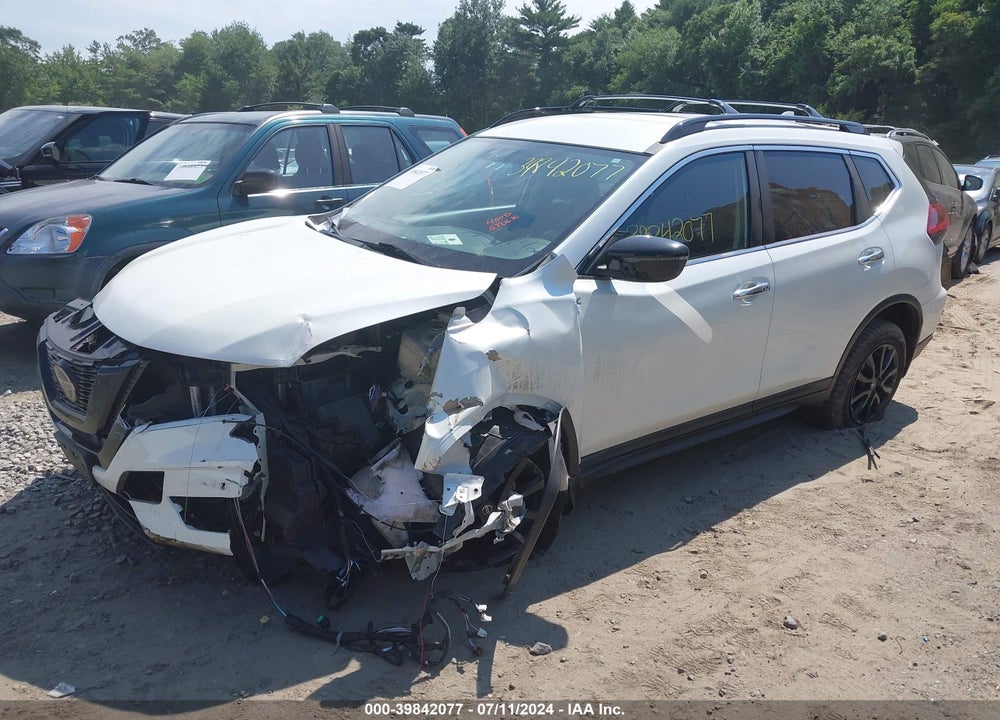 2018 NISSAN ROGUE SV VIN: 5N1AT2MV4JC814385