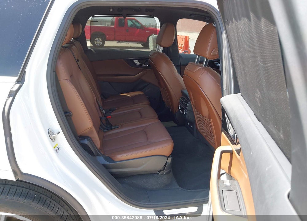 2018 AUDI Q7 3.0T PREMIUM VIN: WA1LAAF77JD052914