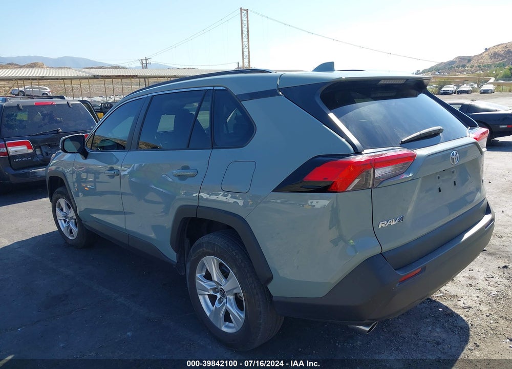 2021 TOYOTA RAV4 XLE VIN: 2T3W1RFV1MW184283