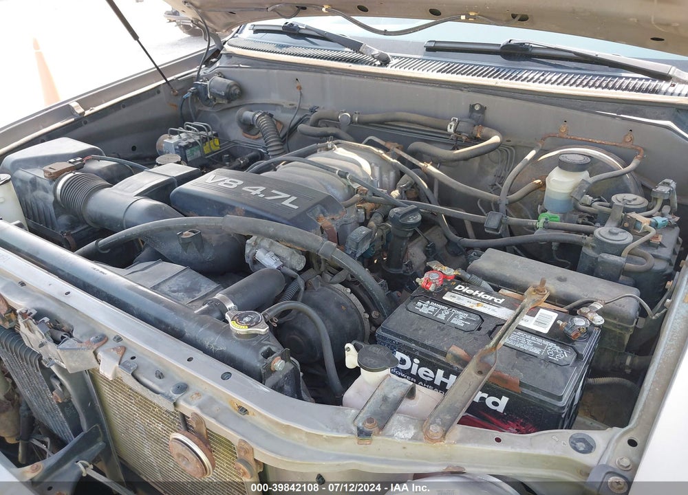 2000 TOYOTA TUNDRA SR5 V8 VIN: 5TBBT4416YS020460