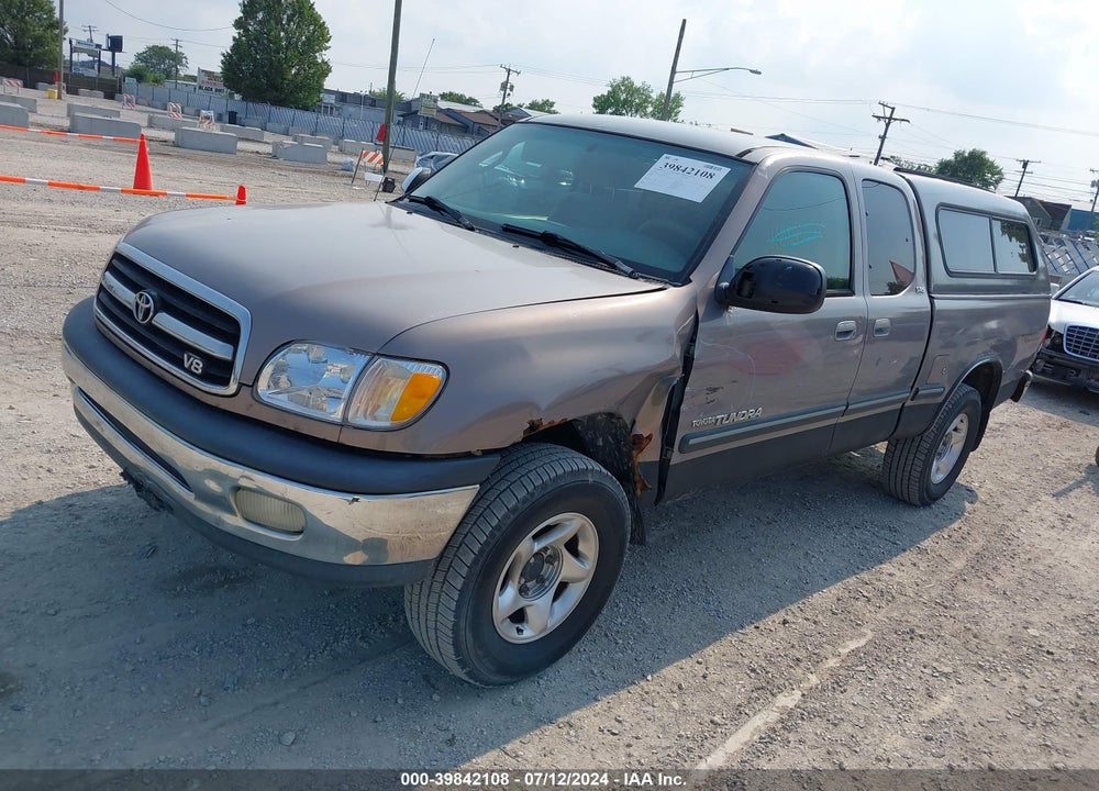 2000 TOYOTA TUNDRA SR5 V8 VIN: 5TBBT4416YS020460
