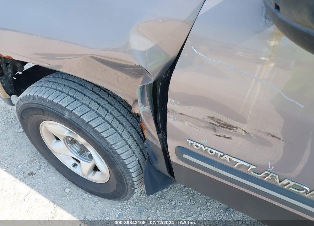 2000 TOYOTA TUNDRA SR5 V8 VIN: 5TBBT4416YS020460