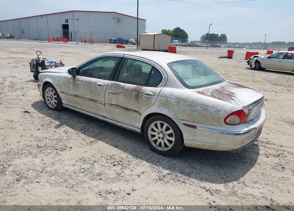 2002 JAGUAR X-TYPE 2.5L VIN: SAJEA51D42XC40605