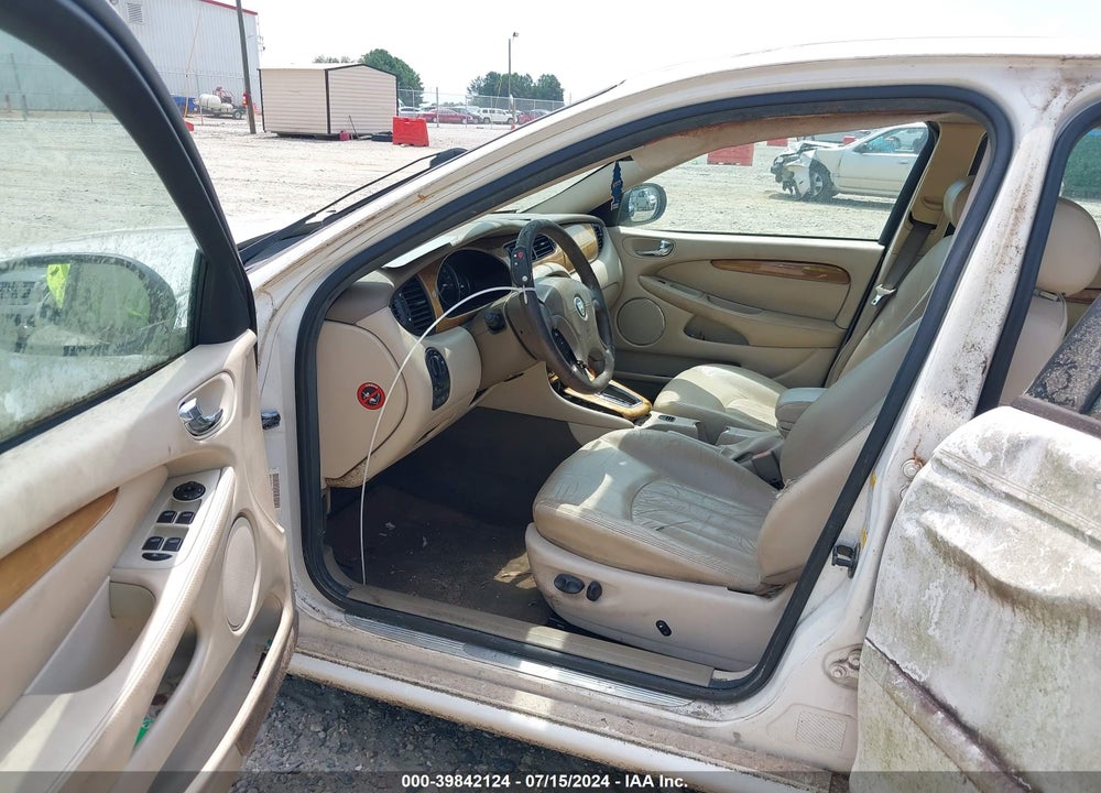 2002 JAGUAR X-TYPE 2.5L VIN: SAJEA51D42XC40605
