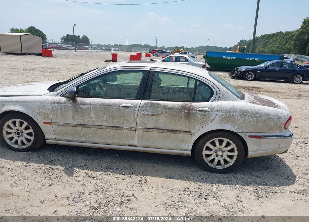 2002 JAGUAR X-TYPE 2.5L VIN: SAJEA51D42XC40605