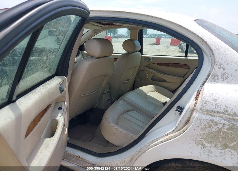 2002 JAGUAR X-TYPE 2.5L VIN: SAJEA51D42XC40605