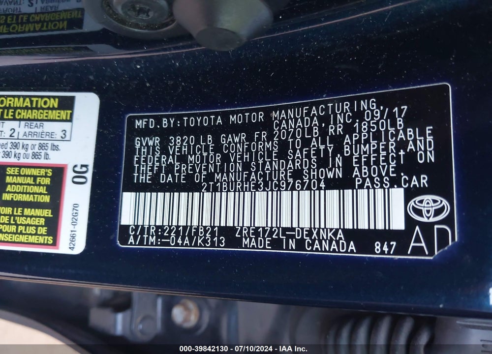 2018 TOYOTA COROLLA LE VIN: 2T1BURHE3JC976704