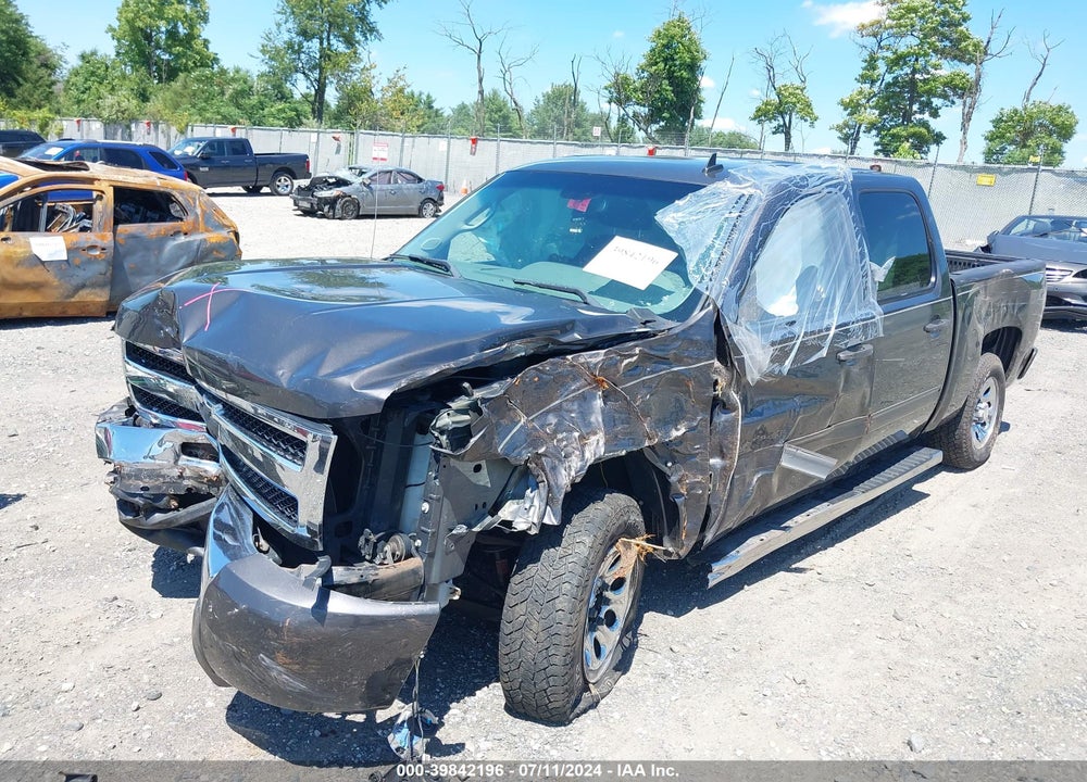2011 CHEVROLET SILVERADO 1500 LS VIN: 3GCPCREA9BG321917