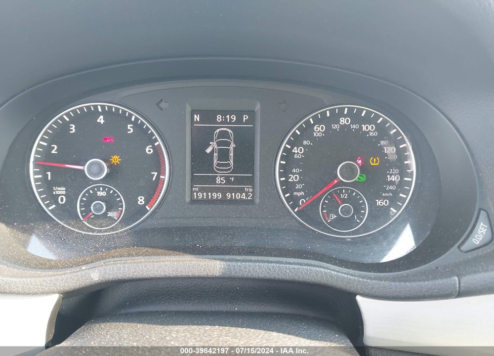 2013 VOLKSWAGEN PASSAT 2.5L SE VIN: 1VWBP7A32DC111821