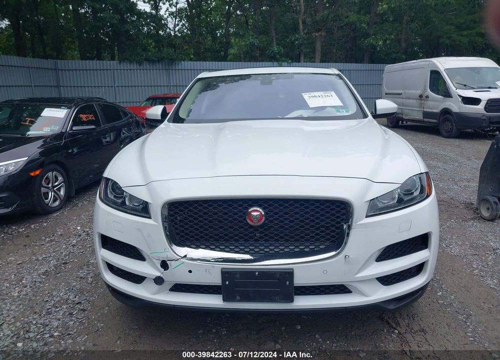 2017 JAGUAR F-PACE 35T PREMIUM VIN: SADCJ2BV7HA056445